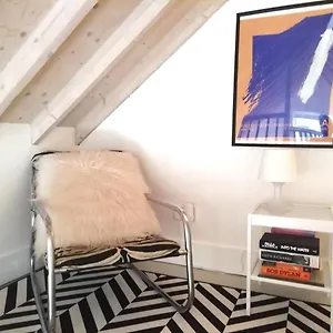 unique-cottage-retreat.brighton-hotels-england.com/
