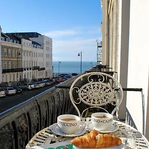 portland-place.brighton-hotels-england.com/